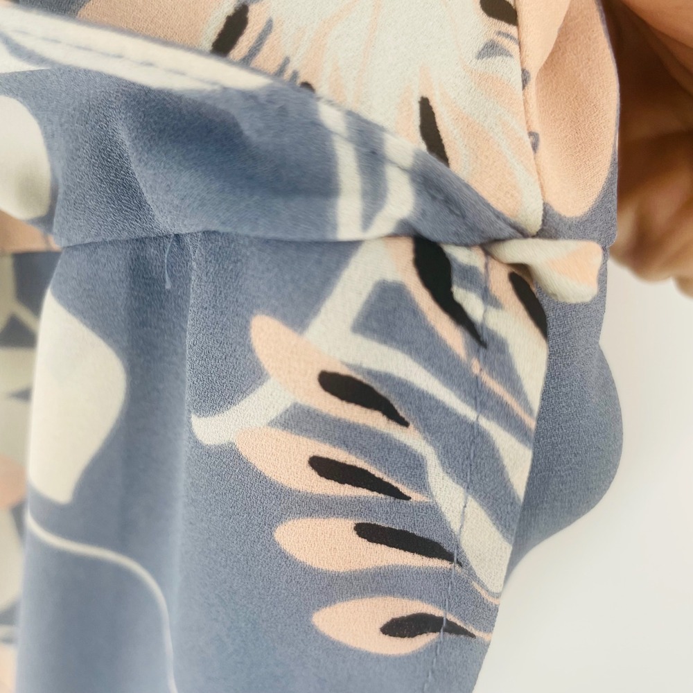 ASTR The Label Blue Floral High Low Wrap Maxi Dress size M Feminine Garden - Picture 14 of 16